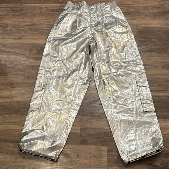 NWOT FP Movement Mesmerize Me Shine Pants - Picture 5 of 12